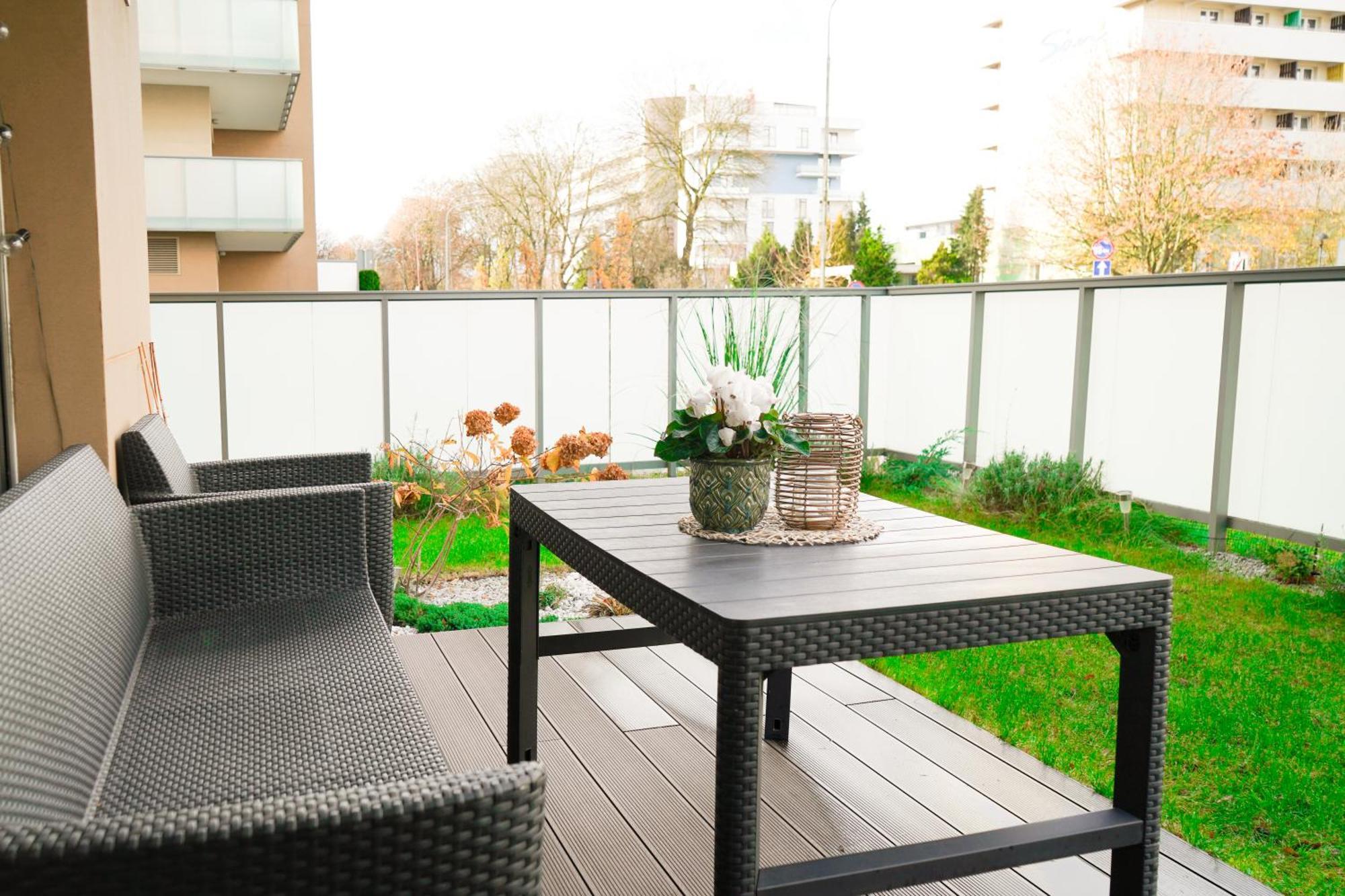 Lulu Apartments - Pod Masztami - Apartament Dwupokojowy - Basen Silownia Parking Kołobrzeg Eksteriør billede